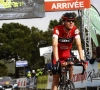 Van Garderen en Teunissen gaan al vroeg in de etappe tegen het asfalt 