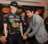 Van Aert stelt Crelan-Charles voor: "De Ronde en Parijs-Roubaix zijn doelen"