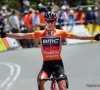 Déjà vu in Tour Down Under: Porte wint voor vierde jaar op rij op Willunga Hill en verstevigt leidersplaats