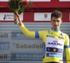 Man in vorm Julian Alaphilippe duidt zijn favorieten voor de Amstel Gold Race aan