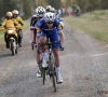 Dieven stelen fietsen en materiaal van ploegen tijdens Parijs-Tours