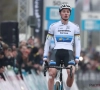 Winnaar Mathieu van der Poel legt uit hoe hij ten val kwam: "Knap dat Wout dat deed"