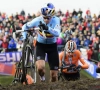 Niels Albert heeft raad voor Wout van Aert: "Ik zou maar tien crossen rijden"