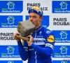 Het is wat anders dan na Parijs-Roubaix... Kassei van sneeuw voor Philippe Gilbert