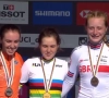 🎥 Russische wint WK tijdrijden bij de junioren vrouwen ondanks vreselijke blunder in slotkilometer