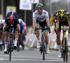 Wout van Aert wint zijn tweede klassieker uit het voorjaar na sprint met drie!