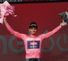 Bekijk hier nog eens hoe Mathieu van der Poel zijn roze trui redde en de ritzege naar Simon Yates ging