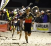 Een feest en records die sneuvelen: Van Aert en Van der Poel doen Mol op zijn vesten daveren