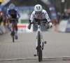 🎥 De 'superviering' van Fem van Empel: wereldkampioene veldrijden gaat Tom Pidcock achterna