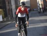 Wout Van Aert kleurt de koers, maar Tiesj Benoot schrijft heroïsche Strade Bianche op zijn naam na straffe stoot