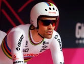 Wat een droomstart! Dumoulin verovert prompt het roze, Froome krijgt al meteen flinke tik