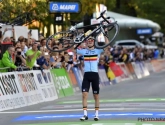 Gouden Remco Evenepoel legt uit waarom hij zoveel tijd verloor bij pech én: "Ik wist al hoe ik wilde vieren, net als in Kuurne-Brussel-Kuurne"