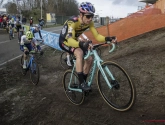 Wout van Aert geeft meer uitleg over eerste veldritoverwinning sinds horrorcrash: "Deed enorm veel deugd"