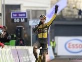 Wout van Aert maakt het waar en is ruimschoots de beste op BK