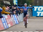 Mathieu van der Poel vindt eerherstel in de modder van Gavere in prachtig spektakelstuk, Grote Drie weer op het podium