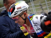 Tegenstander Remco Evenepoel doodeerlijk en vergelijkt met paar weken geleden: "Als hij niveau uit Giro had gehaald..."