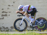 Remco Evenepoel vloekt nadat zijn nieuwe wapen al meteen uitlekt