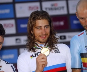 Het seizoen zit erop, maar acrobaat Peter Sagan laat alweer van zich horen!