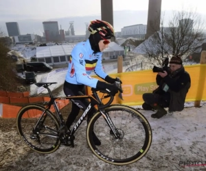 Oersterke Sanne Cant klopt Marianne Vos en is voor het eerst wereldkampioen!