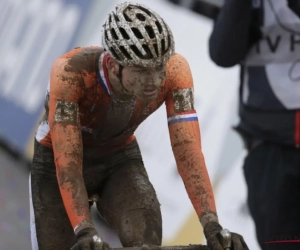 Van der Poel weet met zijn tranen geen blijf: "Grootste ontgoocheling tot nu toe"