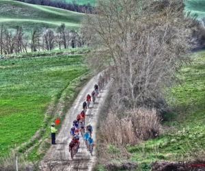 ? Epische omstandigheden in de Strade Bianche