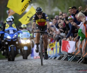 Retro Ronde 2017: monsterlijke solo én het jasje op de Oude Kwaremont