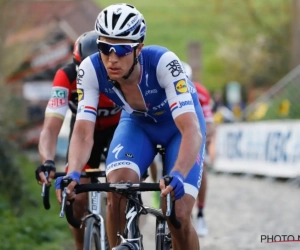 Meteen slachtoffers in de 'Hel': Naesen onderuit, Quick-Step Floors erg gehavend