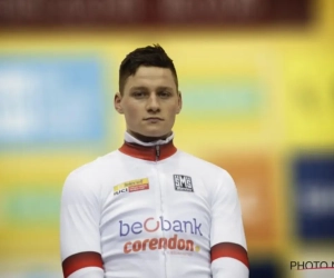 ? Hilarische imitatie van Stybar, Boonen én Mathieu van der Poel: "Ik wil wereldtitels in de cross, BMX, mountainbike, trialbike, motorcross en MotoGP"