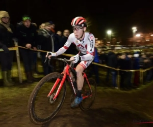 Van Aert en van der Poel buiten categorie: "Ik heb ze even gezien in een flits en dat was het"