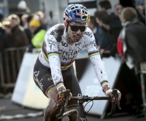 Hoe moet het de komende weken verder met Wout Van Aert? "Wout zal de komende crossen als een 'lonesome cowboy' rijden"