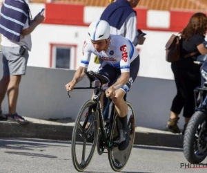 Europees kampioen Victor Campenaerts kreeg 'njet' van UCI: "Vreemd, want bij Sky rijdt iemand met eenzelfde soort stuur"