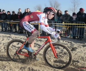 Enkel Mathieu van der Poel sneller in afsluitende cross: "Blik erg tevreden terug"