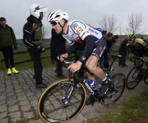 ? Niet voor beginners: Zdenek Stybar hangt de waaghals uit in afdaling