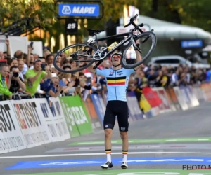 Gouden Remco Evenepoel legt uit waarom hij zoveel tijd verloor bij pech én: "Ik wist al hoe ik wilde vieren, net als in Kuurne-Brussel-Kuurne"