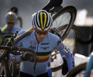 Na eerste medaille heeft Thibau Nys nog grotere bewondering voor van der Poel: "Mathieu is 'gene gewone'"