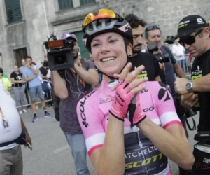 Annemiek van Vleuten blij dat ze leidersplaats verstevigt in Giro Rosa, ritzege voor Britse