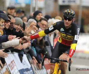 Aerts pakte zijn 30ste podiumplaats van het seizoen: "Misschien wel de lastigste aankomst van het seizoen"