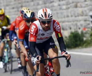 🎥 Etappes in de Giro te lang? Thomas De Gendt 'kruipt' alvast naar zijn kamer