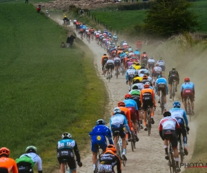 📷  Werken aan kasseien Parijs-Roubaix zijn begonnen: heraanleg van Mons-en-Pévèle