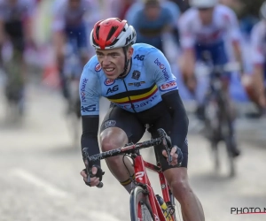 Dewulf rijdt eerste koers voor AG2R aan zijde van twee landgenoten: "In klassiekers Naesen en Van Avermaet helpen"