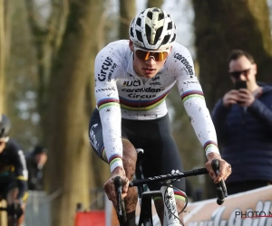 Mathieu Van der Poel kan fout permitteren en wint voor de eerste keer in Bredene