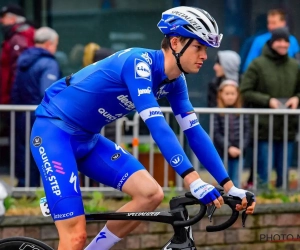 Renner van Deceuninck-Quick.Step dreigt stage te missen door reisproblemen