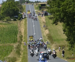 Weersomstandigheden zorgen voor heel wat valpartijen in eerste etappe Tour de France