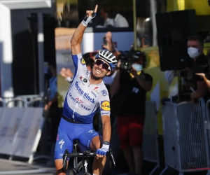 Emotionele Alaphilippe heeft waar hij op aan het jagen was: "Ik draag deze overwinning op aan mijn papa"