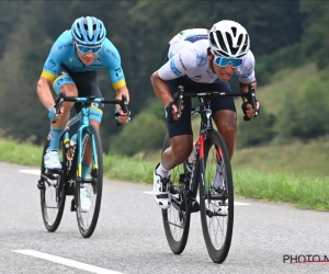 🎥 Egan Bernal geeft uitleg bij verrassende aanval: "Dacht er niet te veel bij na, we gaan vechten tot in Parijs"