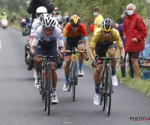 Primož Roglič en Egan Bernal gaan al vroeg met mekaar de strijd aan op Franse bodem