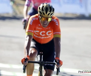 Greg Van Avermaet hoopt er nog steeds bij te zijn in de Ronde van Vlaanderen: "Elke dag gaat het iets beter"