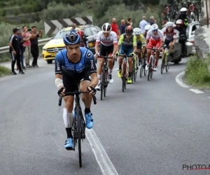 Twaalfde etappe Giro: 14 leiders (met onder meer Victor Campenaerts) hebben al meer dan 10 minuten voorsprong op het peloton