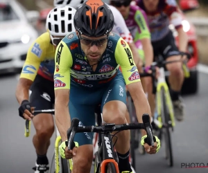 📷 37-jarige Italiaan in Giro met een marge van slechts millimeters ontsnapt aan een ramp