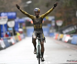 Wout van Aert wint ondanks de foute bandendruk in het begin: "Het zat mee, maar het zat ook goed in het hoofd"